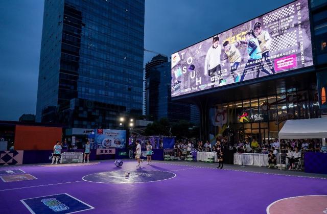 博鱼电竞官方网站-“怒放竞技场”首现羊城 3V3街头足球潮爆大湾区