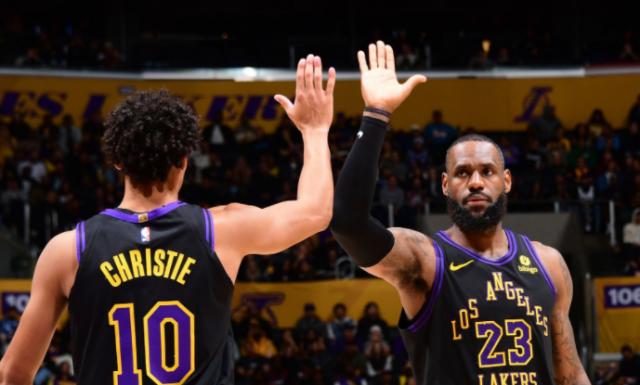 博鱼电竞平台-轰41+11+6！最强浓眉统治比赛 湖人还得靠他来扛