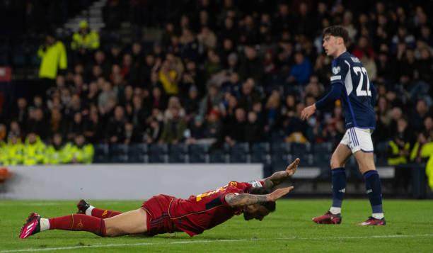 博鱼中国官网-新帅ABCD计划全部落空！西班牙队改革任重道远